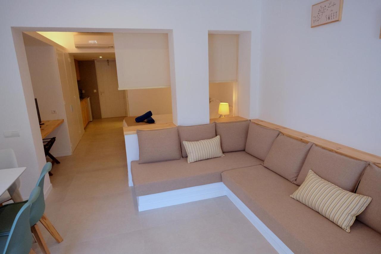 Hotel Calina 카다케스 외부 사진