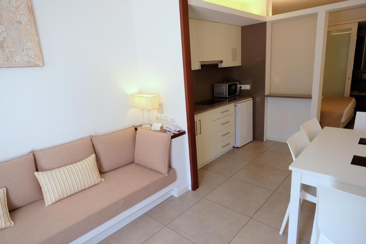 Hotel Calina 카다케스 외부 사진