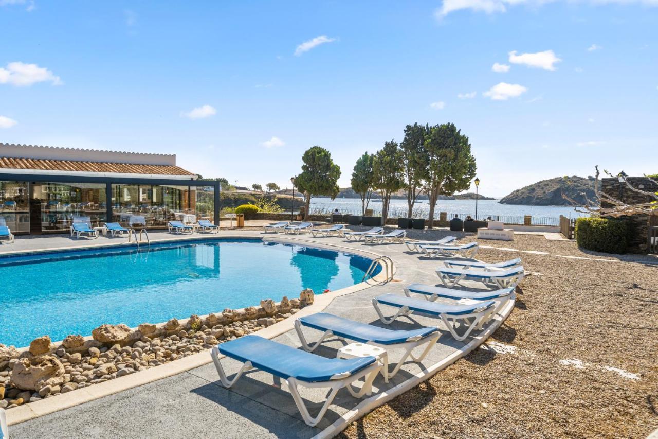 Hotel Calina 카다케스 외부 사진