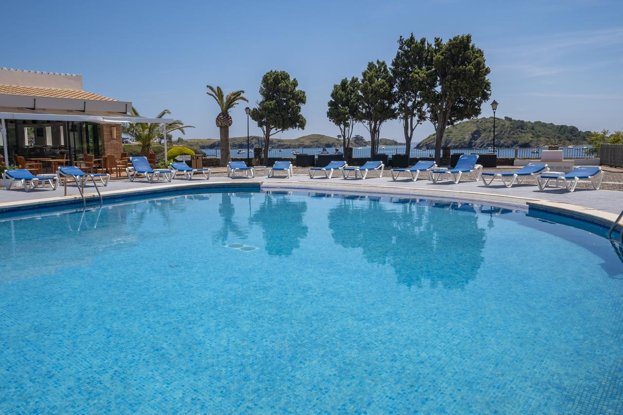 Hotel Calina 카다케스 외부 사진